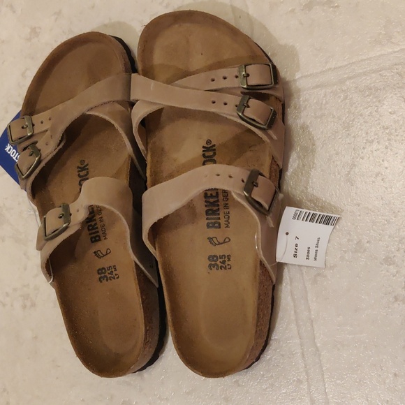 Birkenstock sz 38/7 - Picture 6 of 8